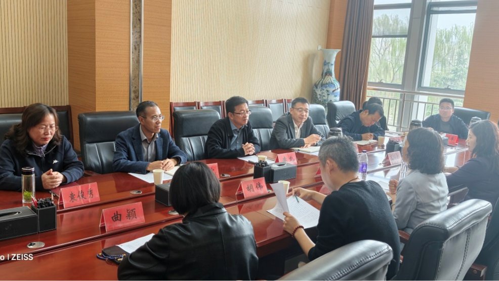 中国科学院近代物理研究所专家赴我院小麦研究所调研交流